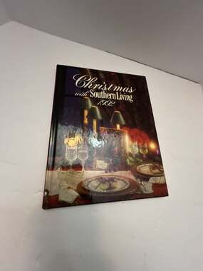Christmas with Southern Living 1992 Hardcover Book Oxmoor House